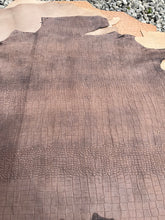 Load image into Gallery viewer, Exotic Embossed