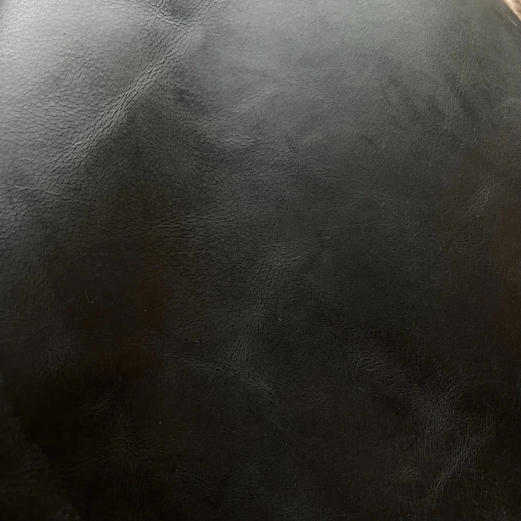 Oil and Wax Pull up - Vegetable Cow Side