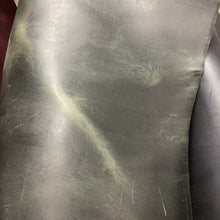 Load image into Gallery viewer, Oil and Wax Pull up - Vegetable Cow Side
