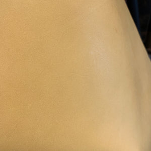This Natural, Calf Lining leather has an extremely high veg content giving the leather an excellent, crusp cut edge. This leather has a semi-firm handle, yet supple hand feel .