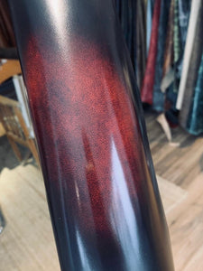 A Beautiful Classic Brush Off Goat, that once brushed off - either buy hand or on a wheel - gives an expensive, cordovan like appearance to any end product. The Tan colour has a lighter shade underneath that shows through when brushed off, whilst the black develops a brilliant, aniline shine. Brush off wherever the natural accents of your finished product are or wherver you would like the base colour to show through, to create truly one of a kind pieces.