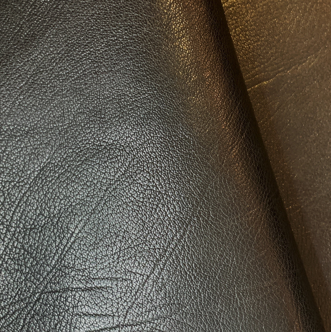 These Goats are 100% Veg Tanned with an aniline, hand tipped finish which emphasises the unique shrunken grain pattern of these Nigerian 'Sokoto' Goats. This is the classic Bookbinding leather that has been used for centuries and we are by far the larges user of this unique and rare raw material.